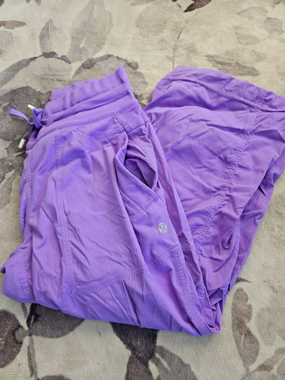 Lululemon Studio Crops Purple Sz 4